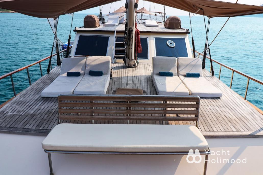 AM08 Lady Lorraine - Large Luxury Sailboat fit for up to 35pax | 8-Hour Experience 11