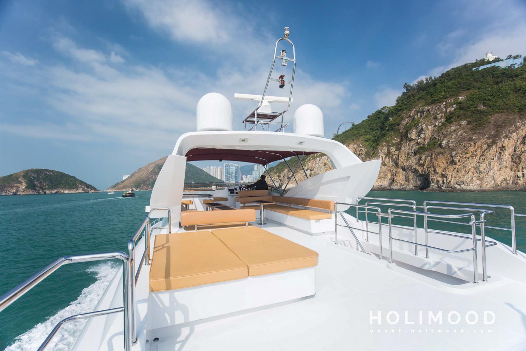 ME01 Tailor-made 92-Fleet Luxury Yacht service (with 6 Staff Members Serving) 26