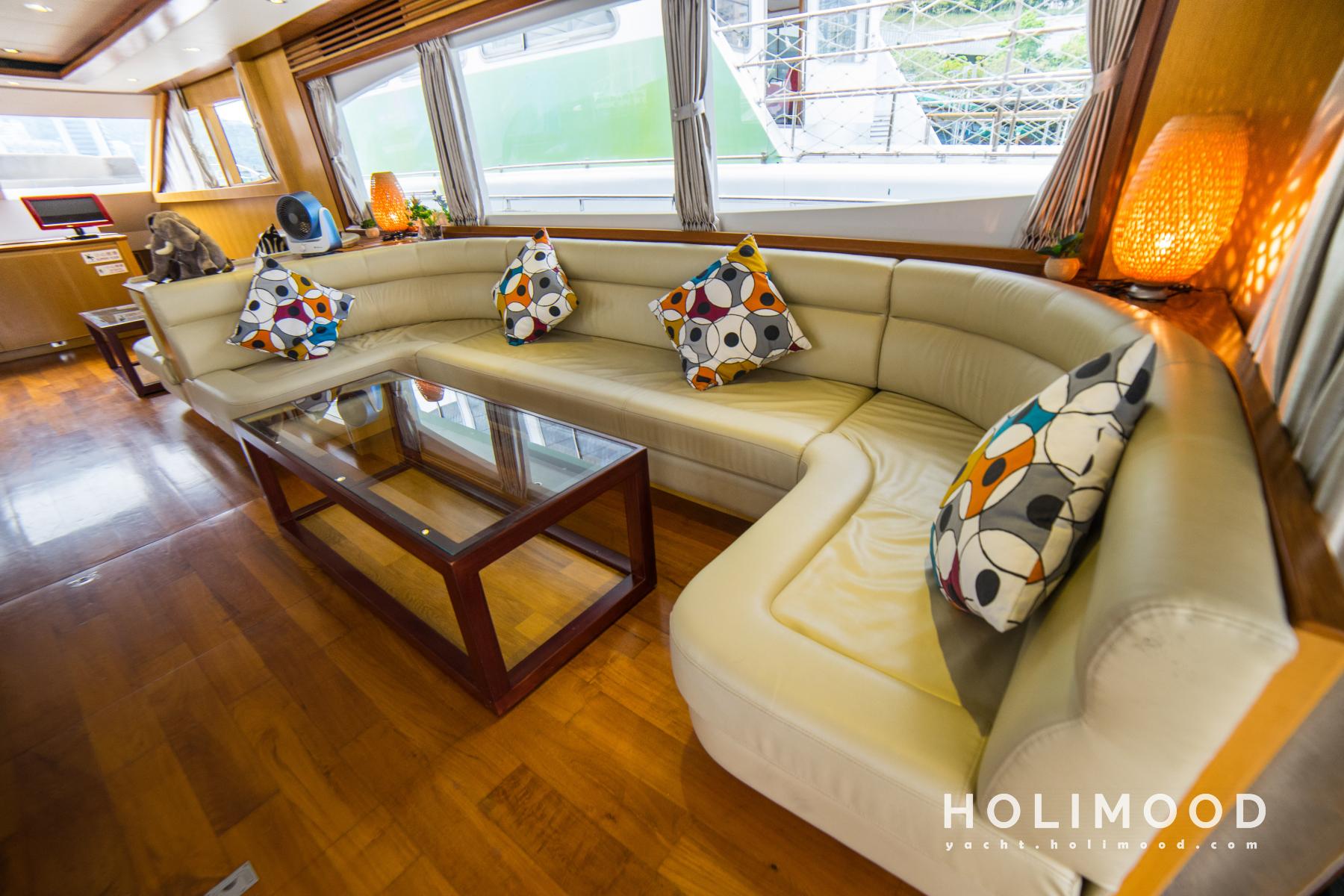 LA01 City Luxury Yacht 8 Hour Package 4