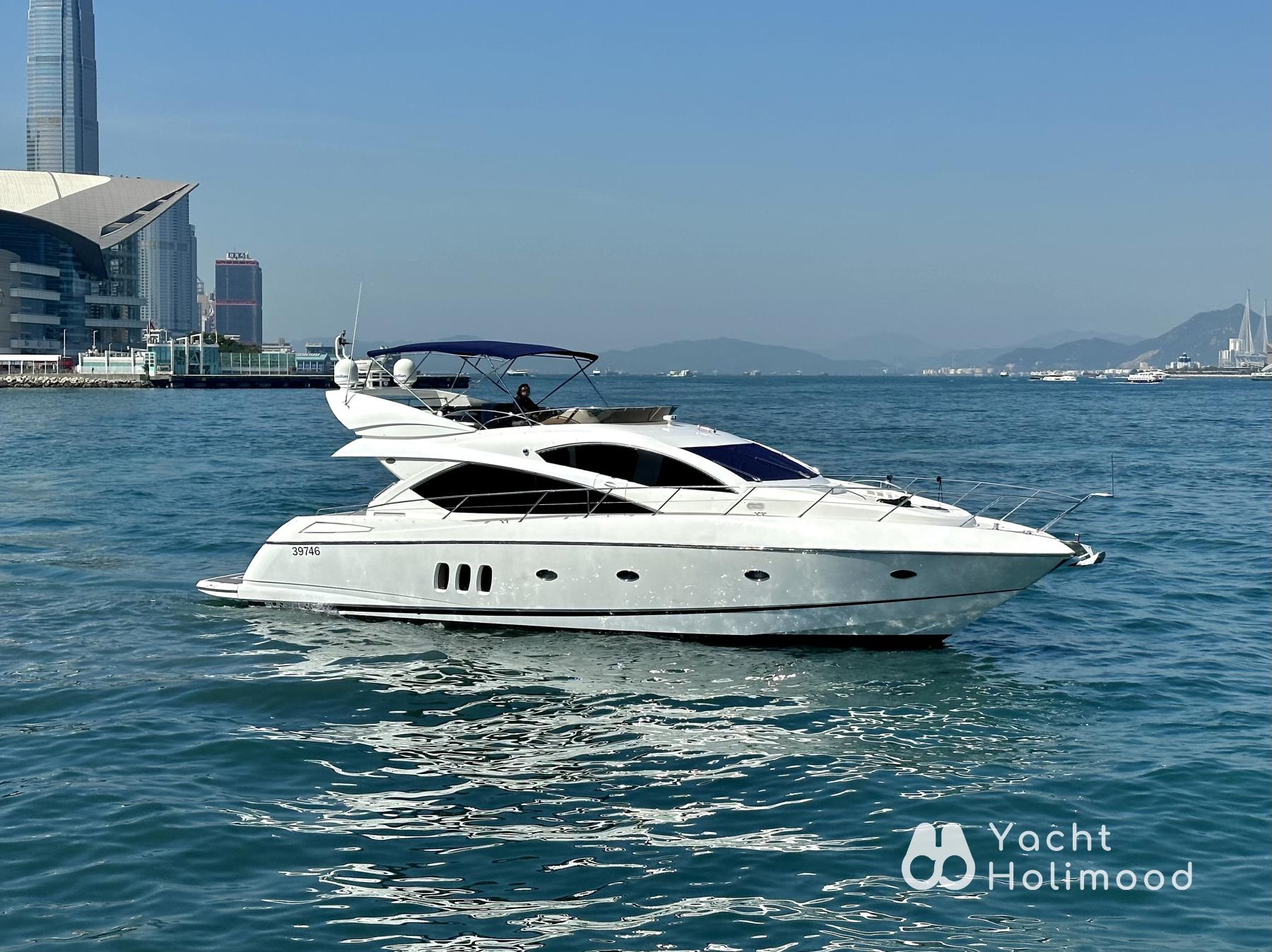 AT01 Luxury Yacht Built In UK, Best Choice for Yachting. ( With Wi-Fi , SUP, Floaties.) 1