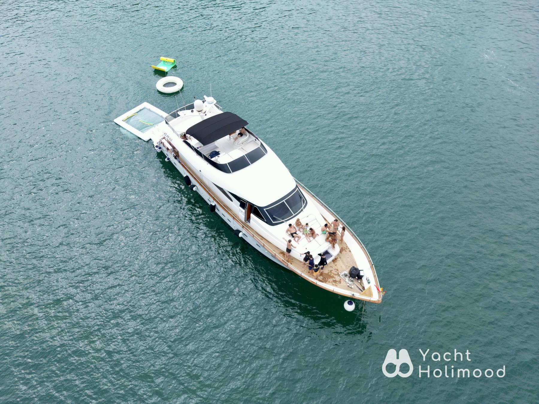 SL05 Premium Cruiser All-Inclusive Hero Series Package (Water Toys + Meals, Wakesurfing lucky draw!)  2