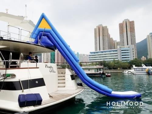 AD01 Luxury Yacht Day Charter (BBQ & Swimming Pool Options Available) 11