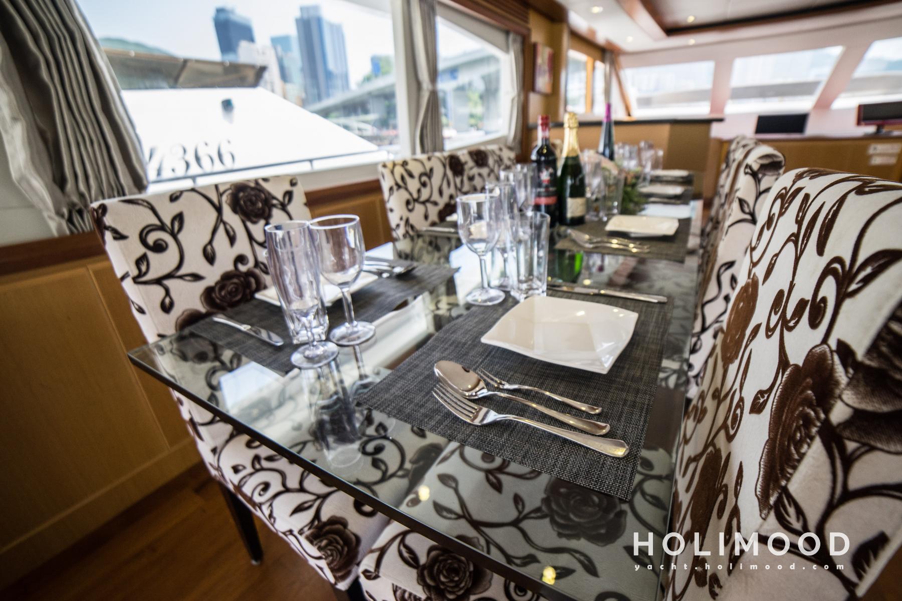 LA01 City Luxury Yacht 8 Hour Package 3