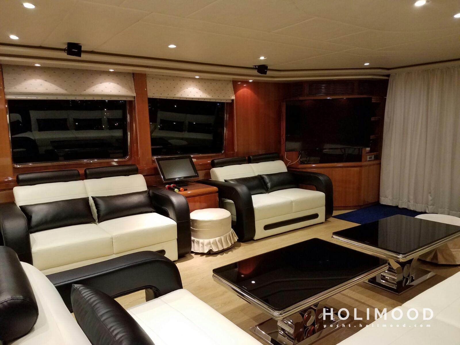 AD01 Luxury Yacht Day Charter (BBQ & Swimming Pool Options Available) 15