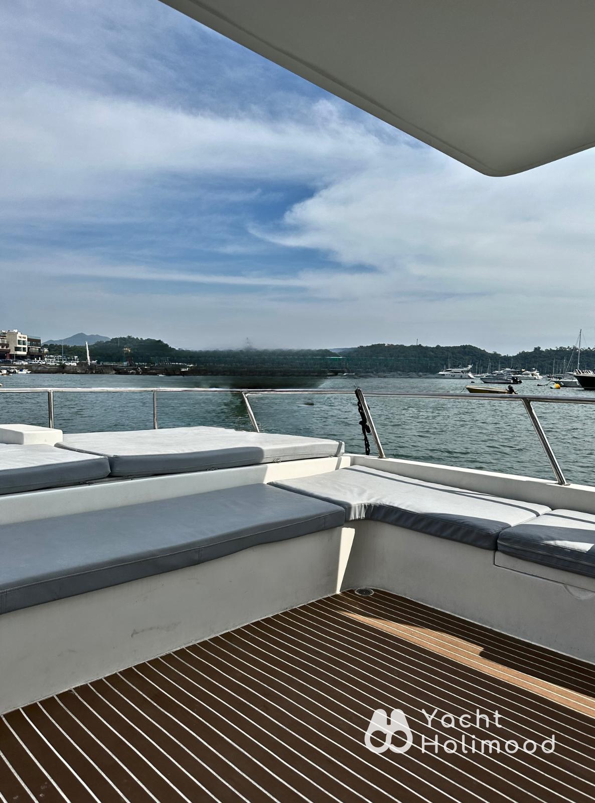 BN01 Exclusive! Sai Kung 32ft Sailing Catamaran for small gatherings! 5