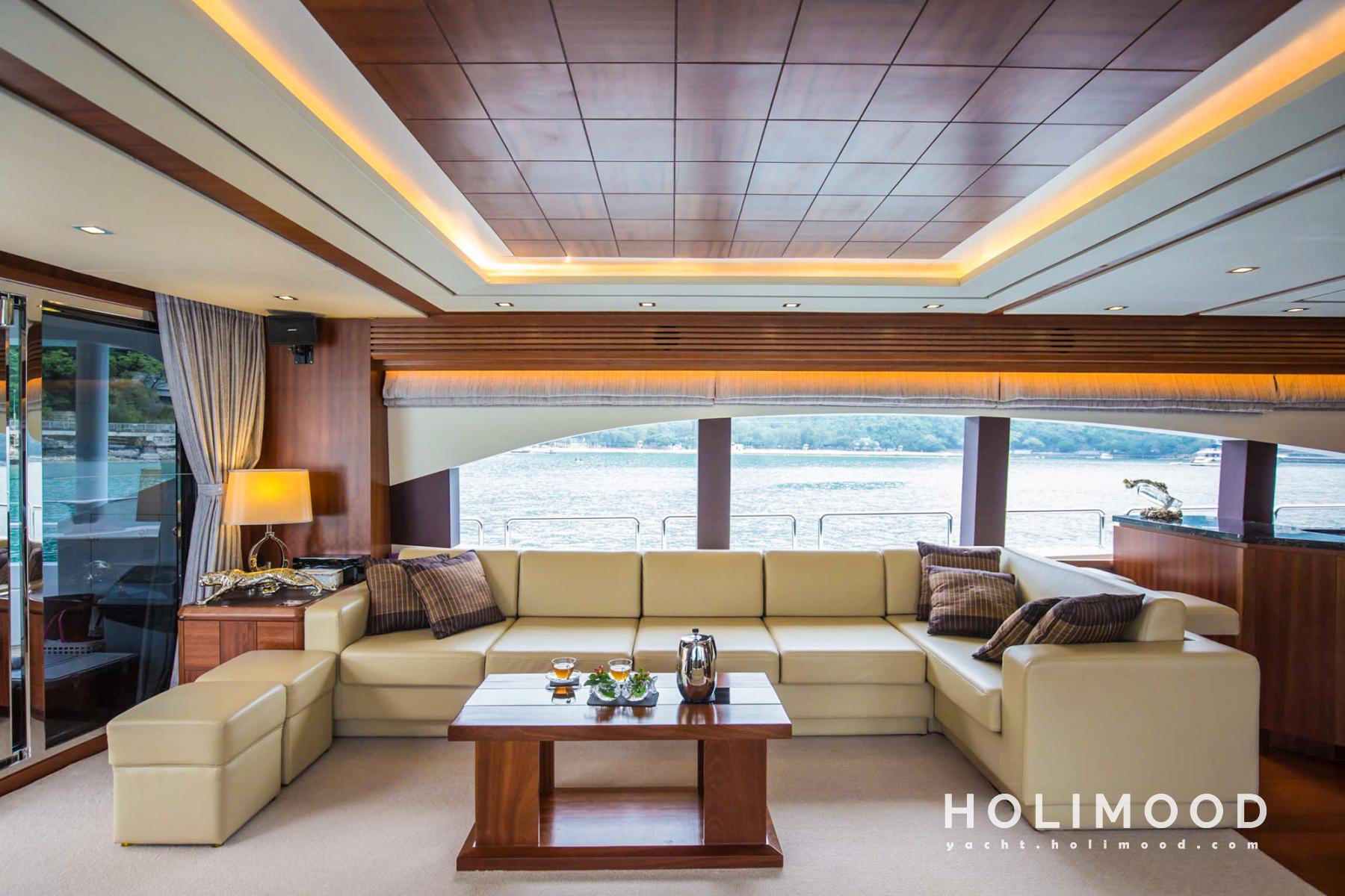 ME01 Tailor-made 92-Fleet Luxury Yacht service (with 6 Staff Members Serving) 5