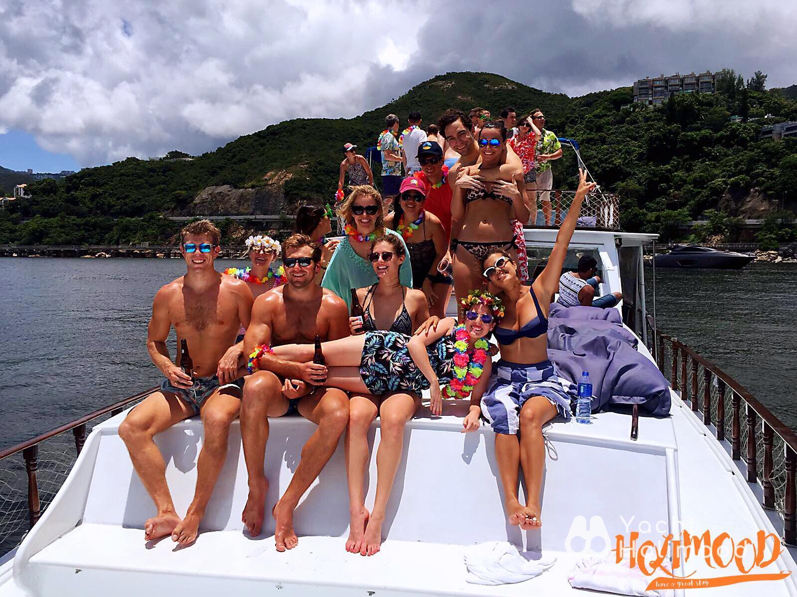 AB01 Alcohol Free-Flow & Thai Food Junk Party Package $700/person up 12
