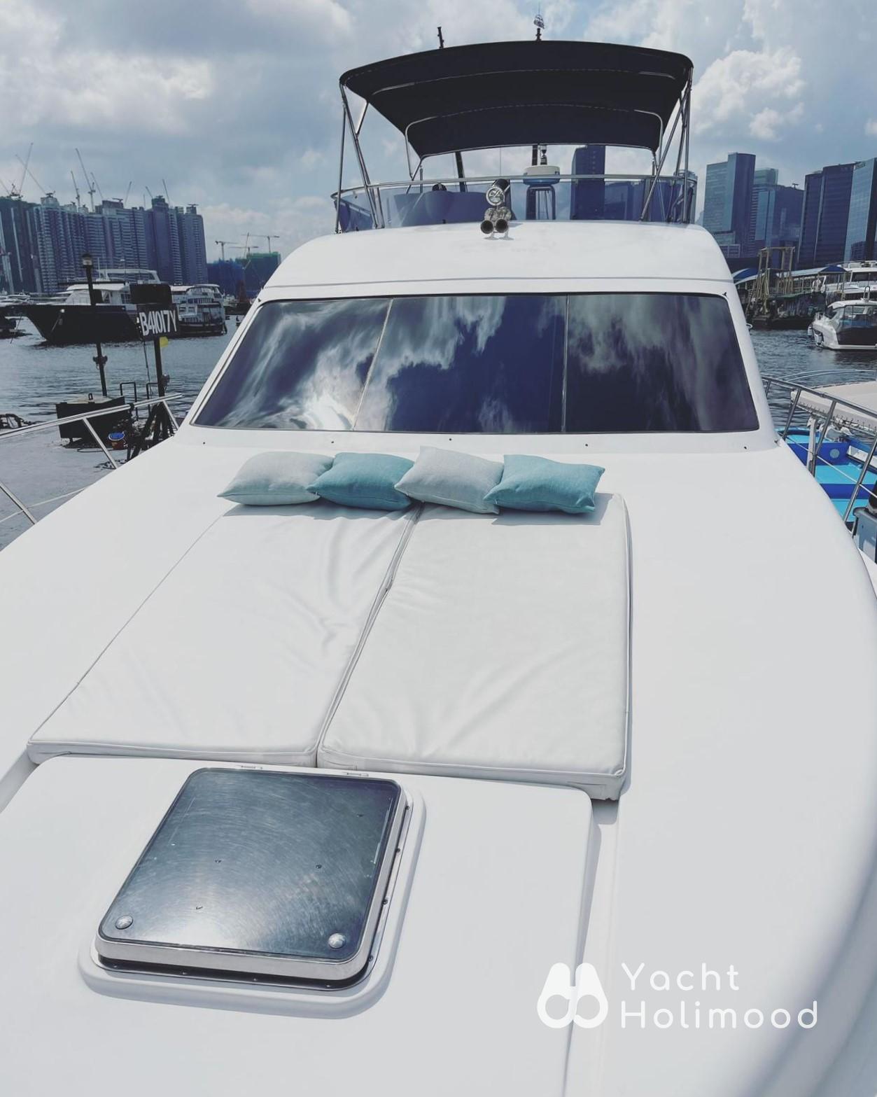 XS02 newly renovated in 2023| City Night Charter Cruiser 12