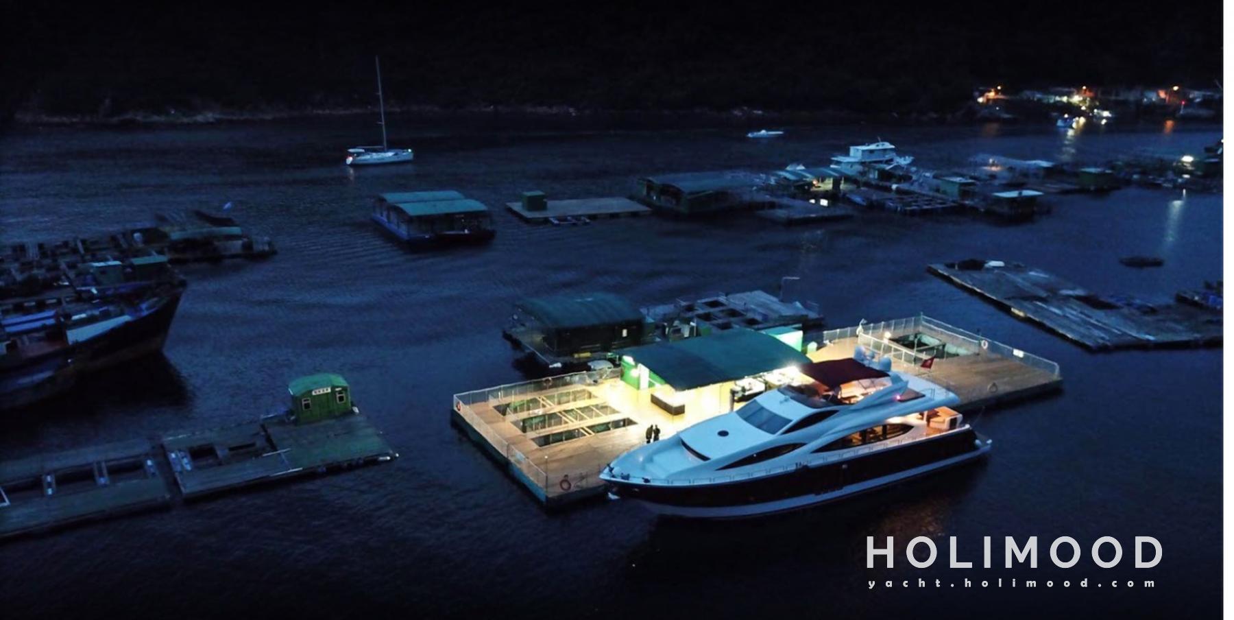 ME01 Tailor-made 92-Fleet Luxury Yacht service (with 6 Staff Members Serving) 4