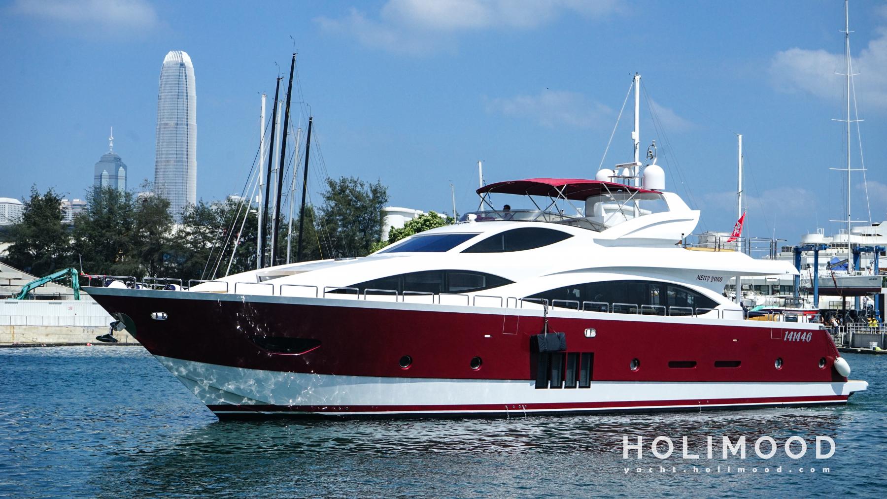 ME01 Tailor-made 92-Fleet Luxury Yacht service (with 6 Staff Members Serving) 3