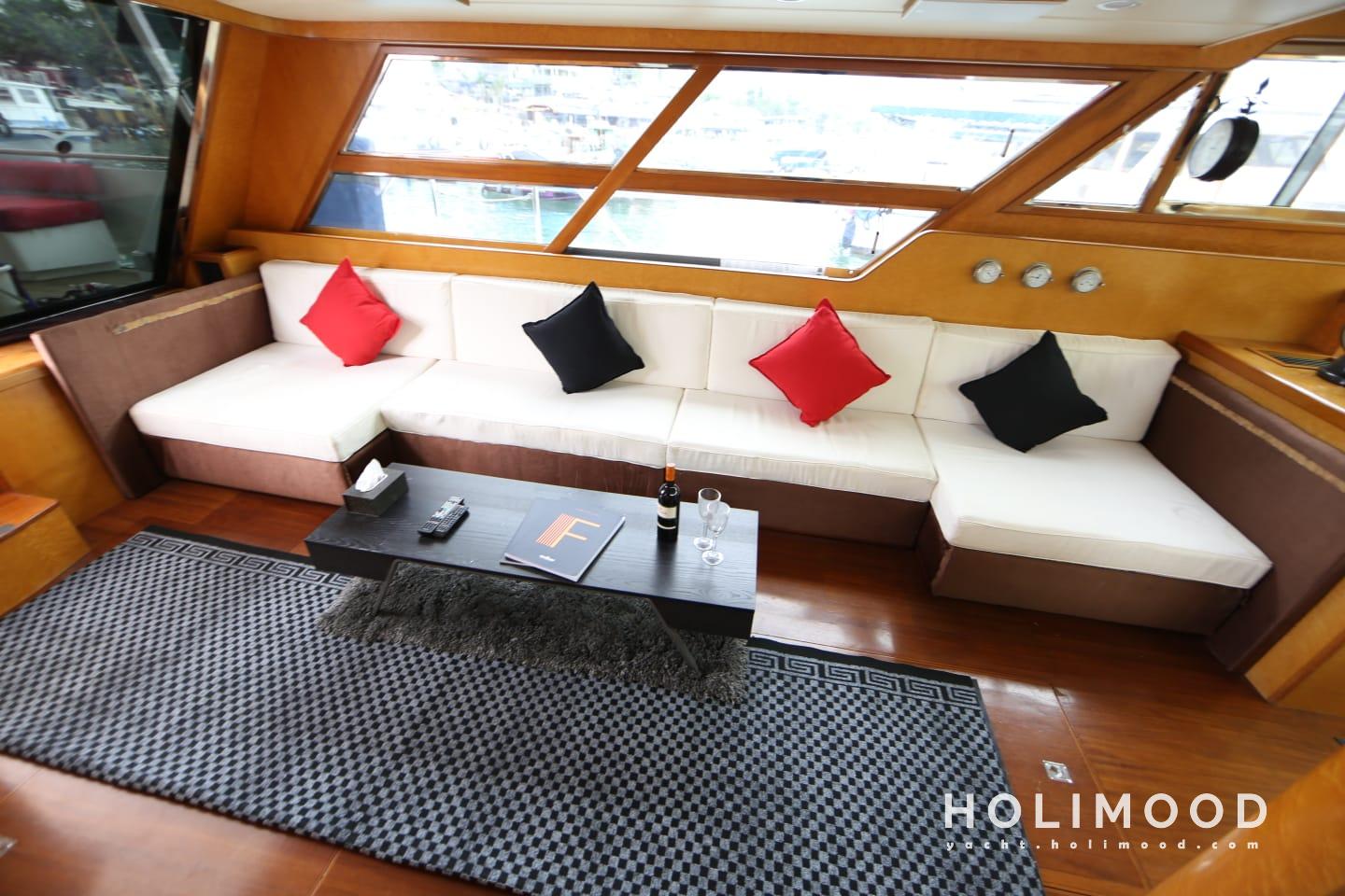 BC01 Cruiser - Night Charter/ Squid Fishing + $1000 for Seafood & Dinner 4