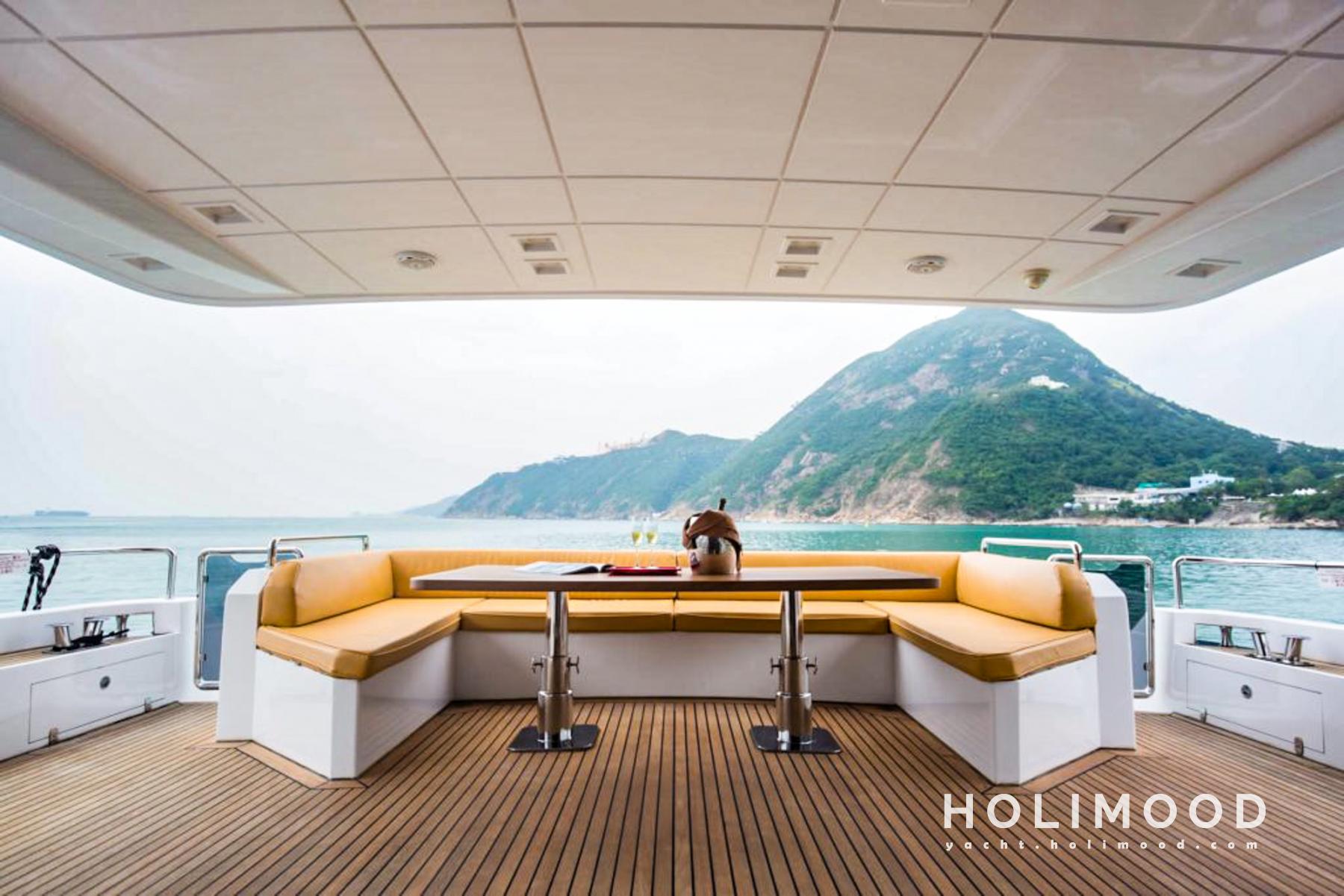 ME01 Tailor-made 92-Fleet Luxury Yacht service (with 6 Staff Members Serving) 27