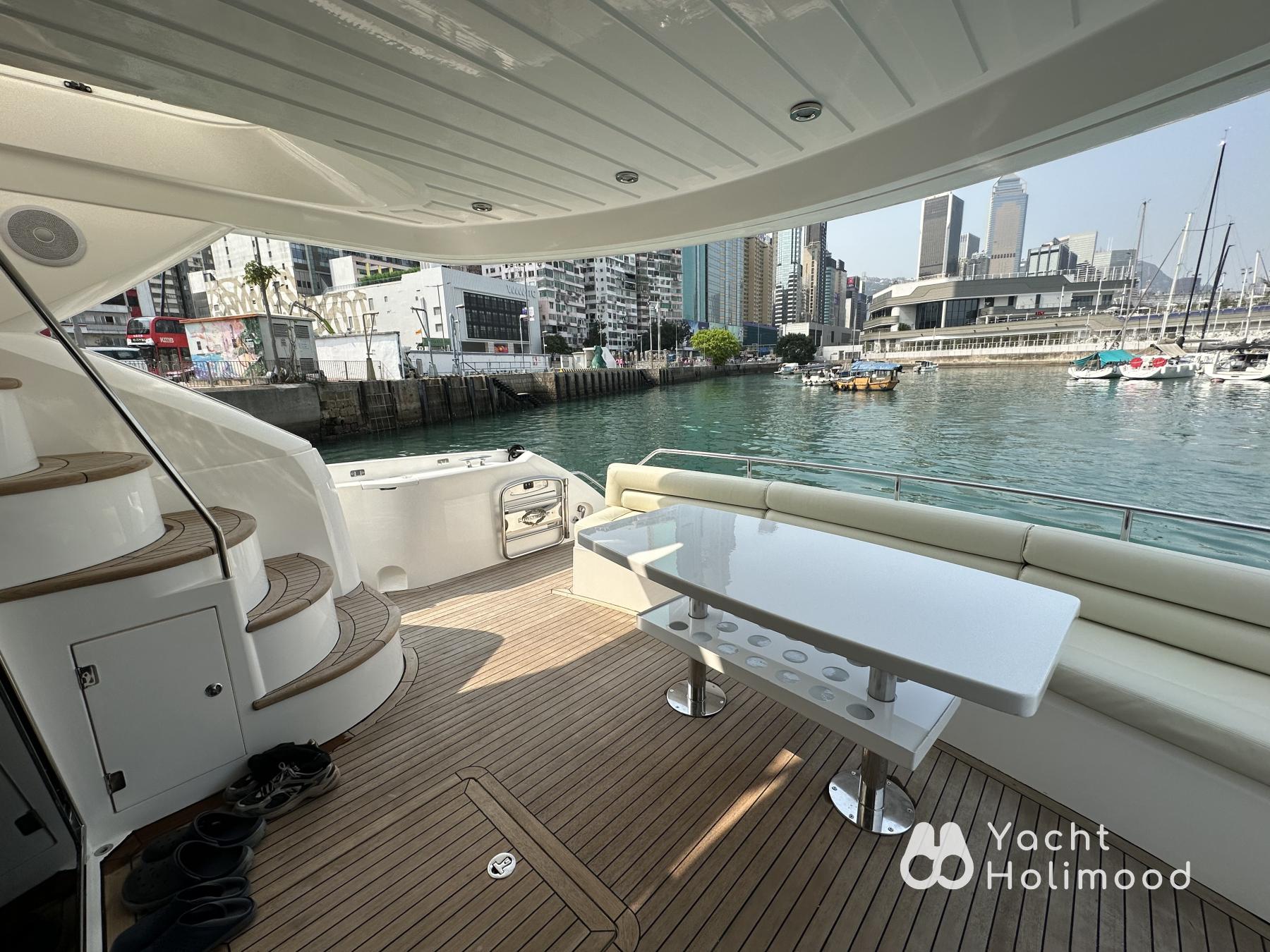 AT01 Luxury Yacht Built In UK, Best Choice for Yachting. ( With Wi-Fi , SUP, Floaties.) 9